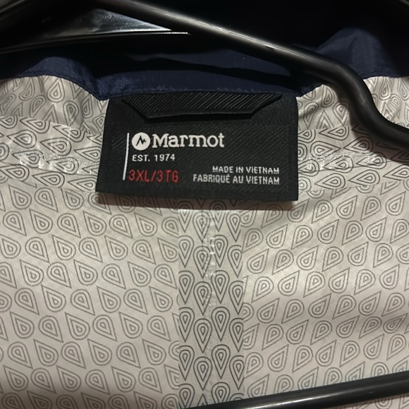 Marmot rain jacket - Picture 2 of 3